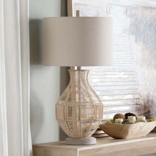 Rattan Radiance Table Lamp